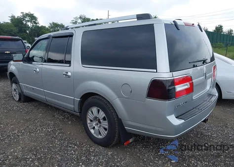 2014 Lincoln Navigator L z USA, uszkodzony, nr VIN 5LMJJ3J58EEL05200